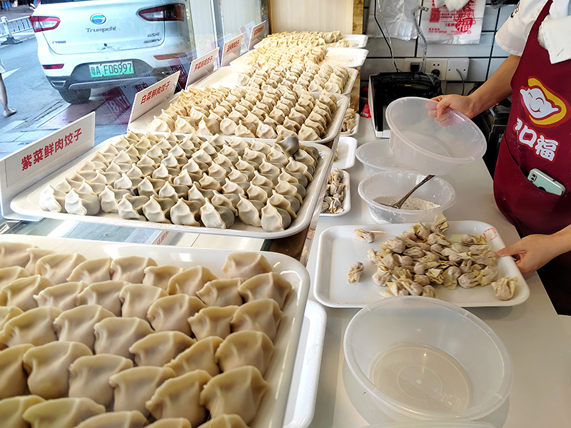 餃子云吞加盟店怎么進(jìn)行選址，選址攻略來(lái)告訴你