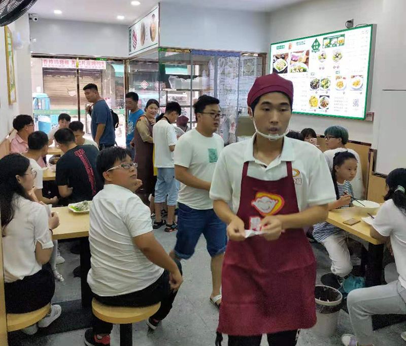 想開(kāi)餃子云吞店是加盟好還是自己創(chuàng  )立品牌好？